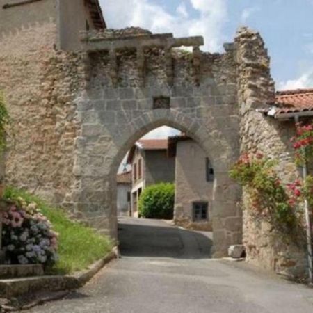 Loge Montaigne Bed and Breakfast L'Hopital-sous-Rochefort Buitenkant foto